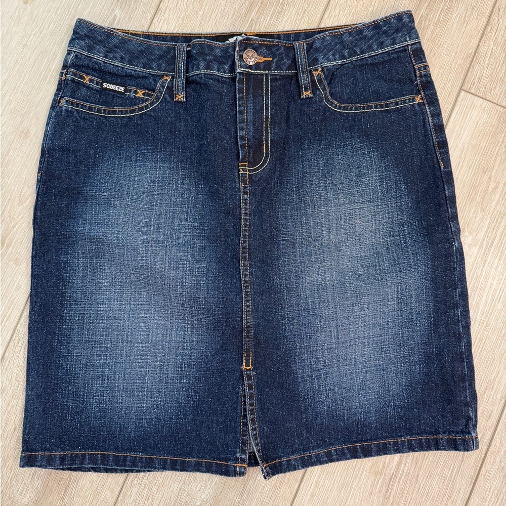 Squeeze Y2K Denim Pencil Skirt Size 7. Y2K, 90s NWOT